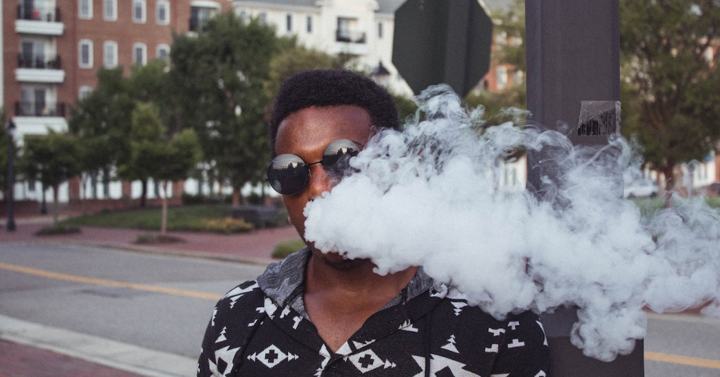 Alles, was du über Puff Bar, Elf Bar und Einweg-Vapes wissen musst